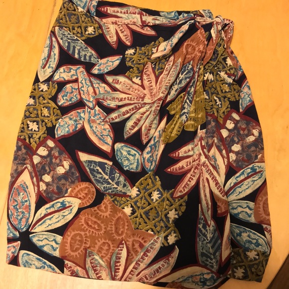Casual Corner Dresses & Skirts - Cansual Corner Vintage Wrap skirt